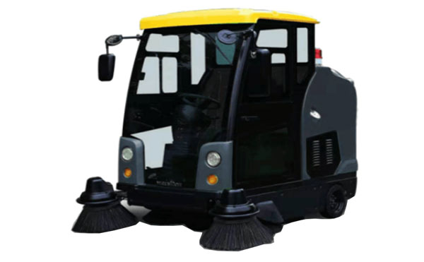 驾驶式扫地车使用特点如何?带来什么帮助?